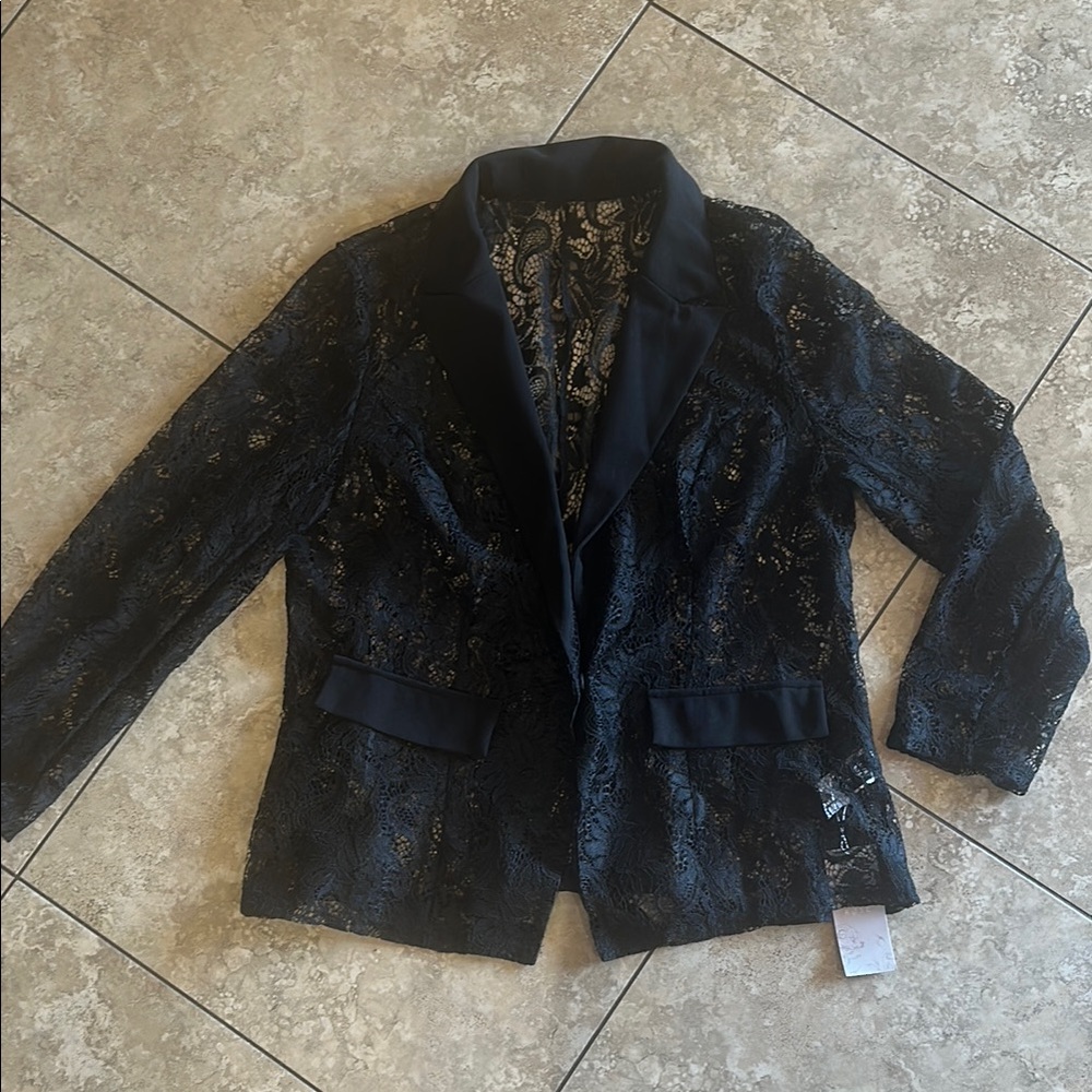 Black Classic Blazer with Timeless Design
